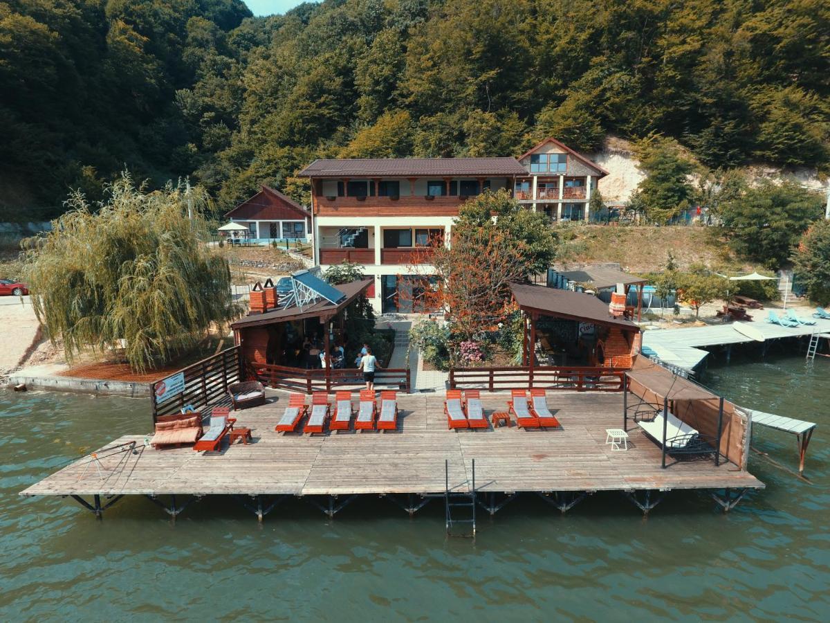 Casa Camelia Hotel Dubova Ngoại thất bức ảnh
