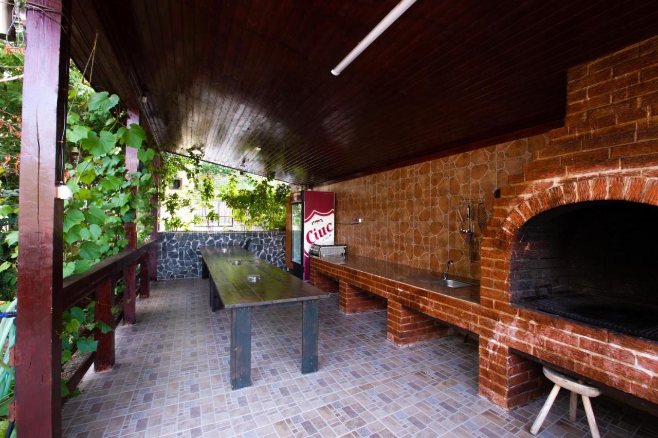 Casa Camelia Hotel Dubova Ngoại thất bức ảnh